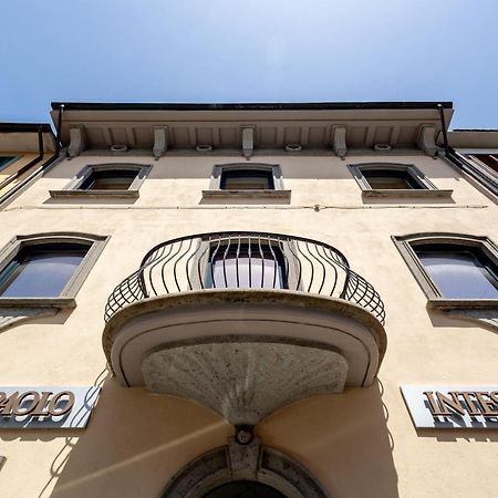 Casa Vacanze Maddalena - Palazzetto Sul Lago - Diamante Rosa マルタ エクステリア 写真