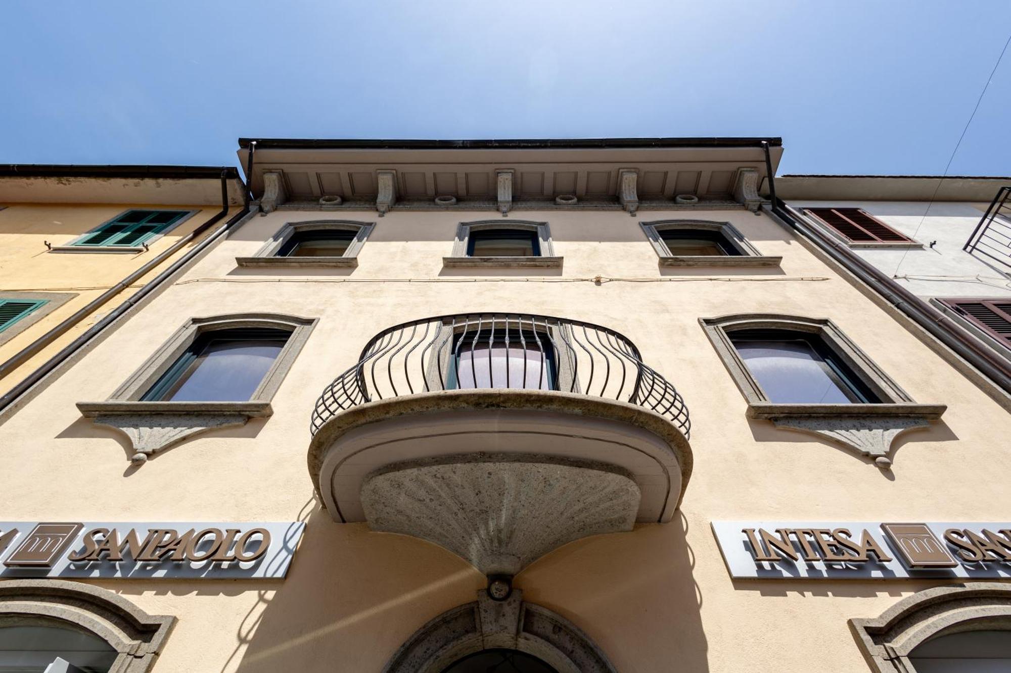 Casa Vacanze Maddalena - Palazzetto Sul Lago - Diamante Rosa マルタ エクステリア 写真