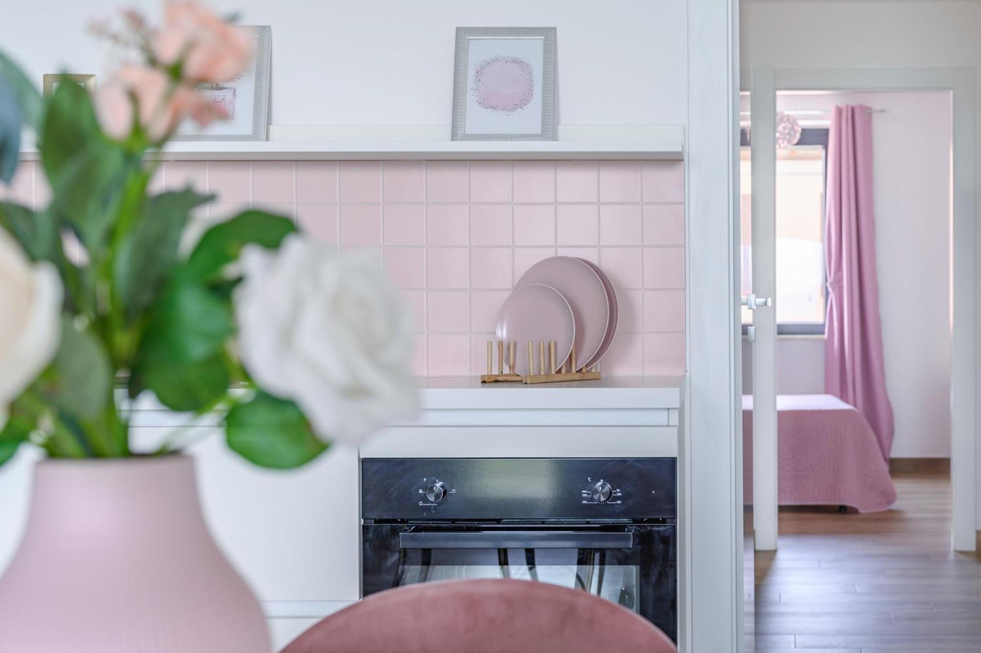 Casa Vacanze Maddalena - Palazzetto Sul Lago - Diamante Rosa マルタ エクステリア 写真